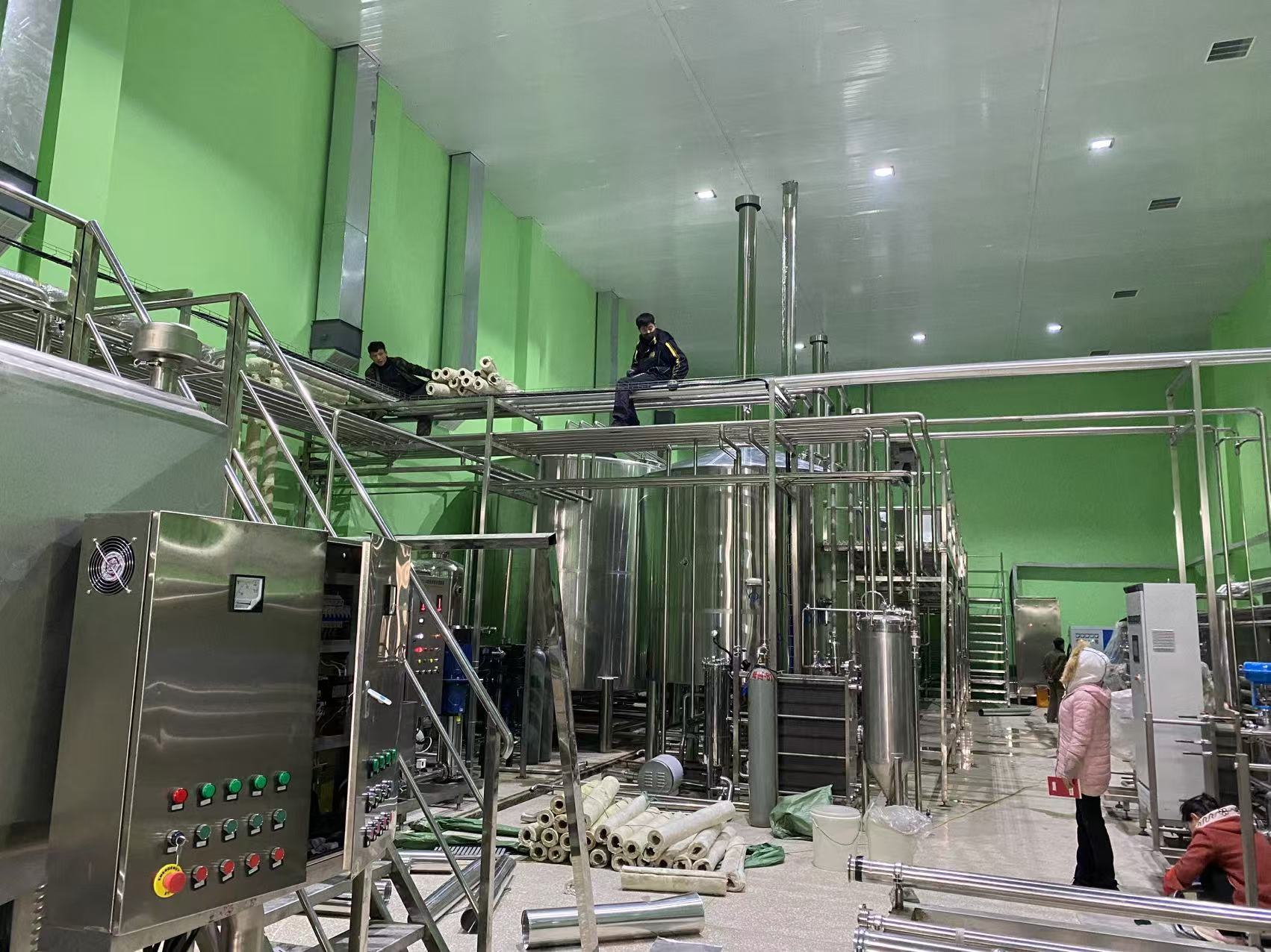 四方台精酿啤酒设备厂—精酿啤酒设备制造：传承工艺与创新科技的交融